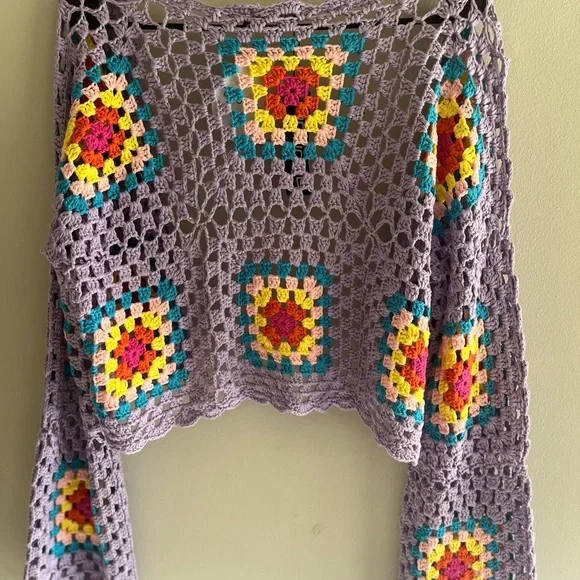 Boohoo Lilac Crochet Crop Cardigan - Picture 2 of 4